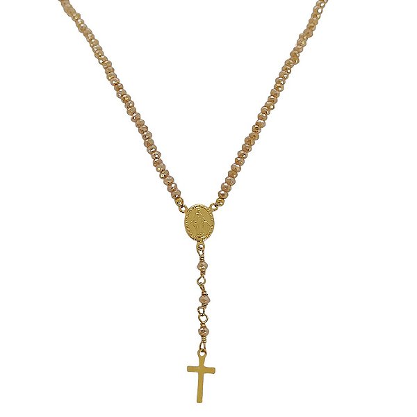 Colar cristais doce de leite com medalhinha cruz e detalhes em banho de ouro 18k