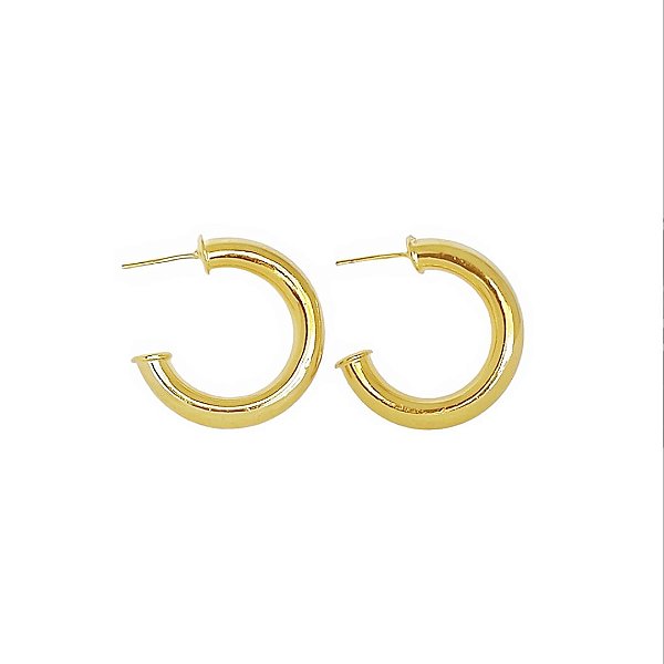 Brinco argola tubo em banho de ouro 18k
