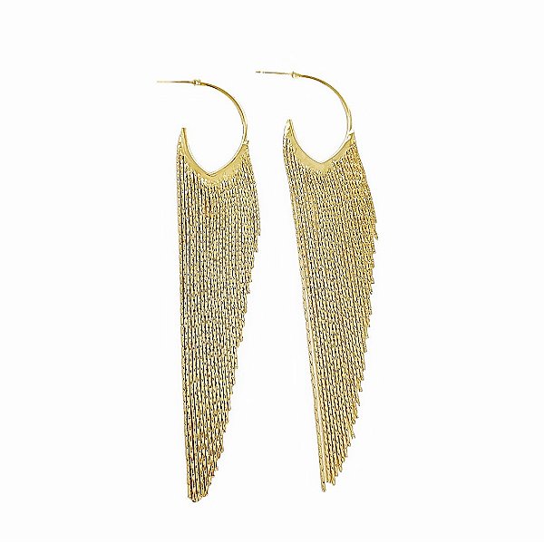 Brinco longo em banho de ouro 18k argola oval com franja