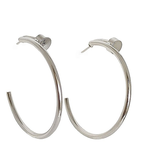 Brinco argola prego lisa banhada em ródio branco