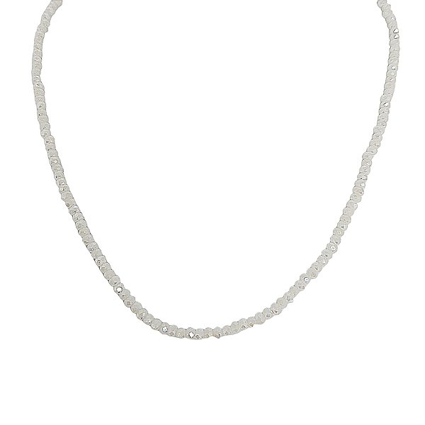 Colar de cristais brancos com brilho e detalhes em ouro 18k