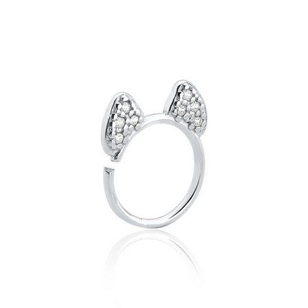 Piercing Gatinho Cravejado (daith e hélix)