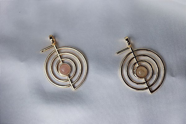 Colar Cho Ku rei - Folheado a Ouro - Quartzo Rosa