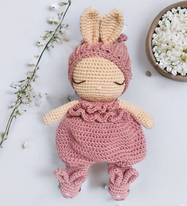 Coelha Dorminhoca Rosa Chá