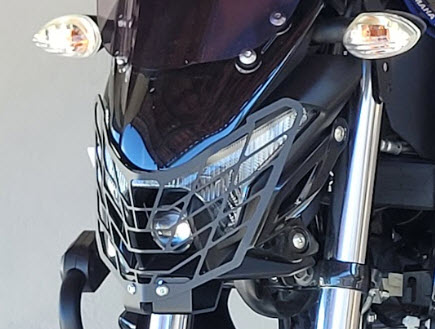 Protetor de farol Yamaha FZ15 grade fazer