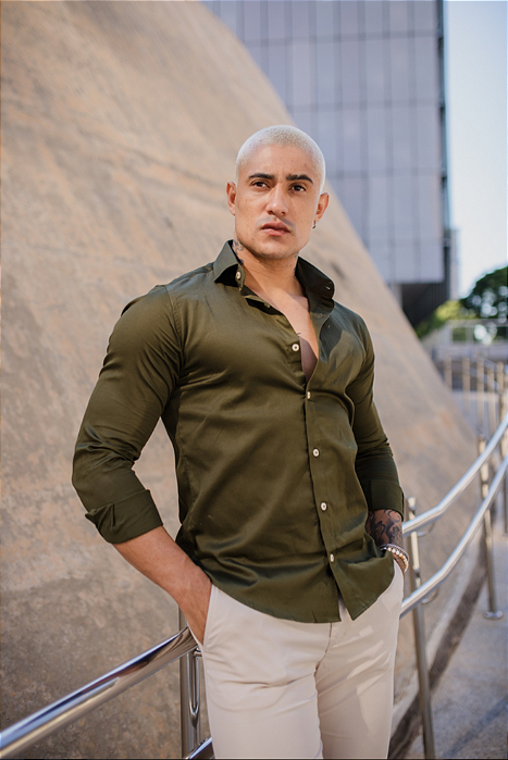Camisa Verde Militar com Elastano - Gola Italiana