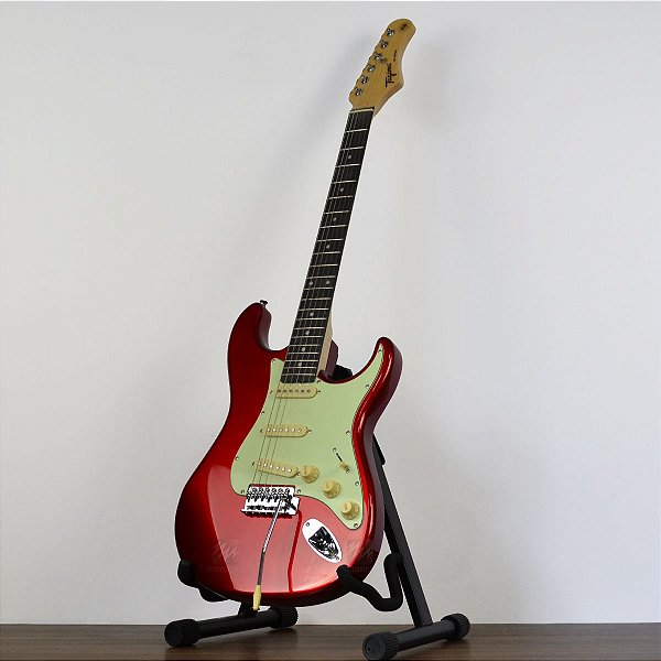 Guitarra Strato TW Series TG-500 CA E/MG - Tagima