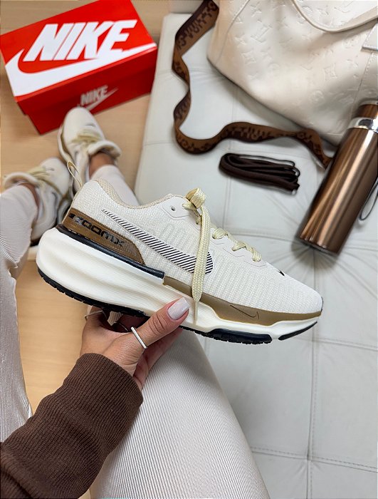 Tênis ZoomX (várias cores)