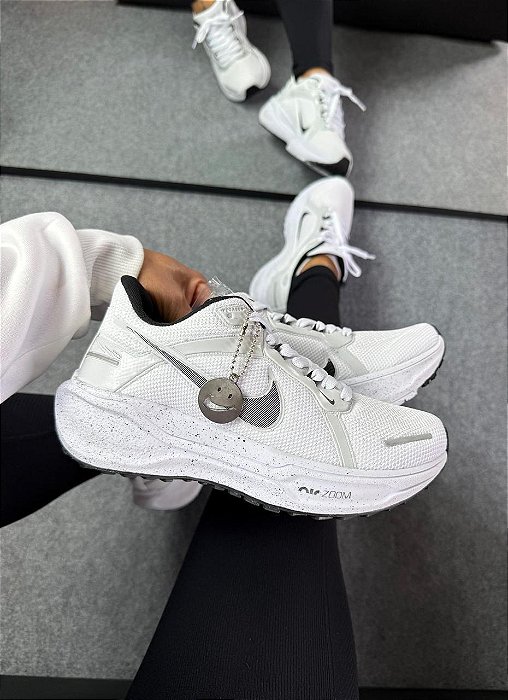 Tênis Pegasus Branco