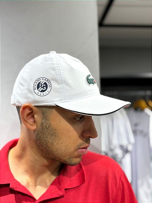 BONÉ LACOSTE SPORT X ROLAND GARROS BRANCO