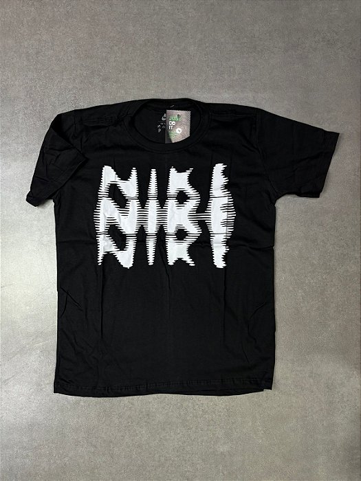 CAMISA NIKE UV HYVERSE PRETA