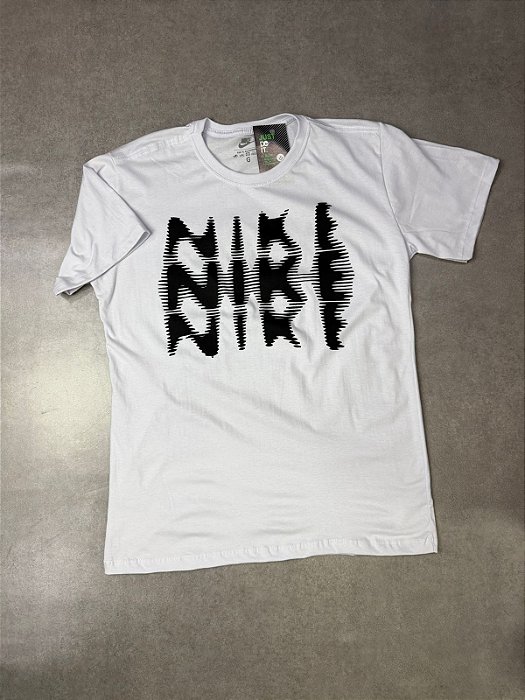 CAMISA NIKE UV HYVERSE BRANCA
