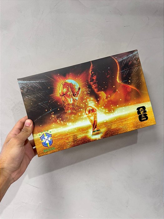 CAIXA DE PRESENTE BRASIL REI PELÉ