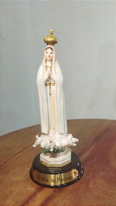 Imagem de Nossa Senhora de Fátima em porcelana 13 cm