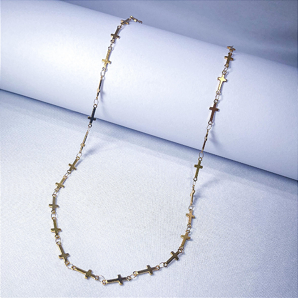 Colar de Aço Inox Dourado com Cruz Estilizado