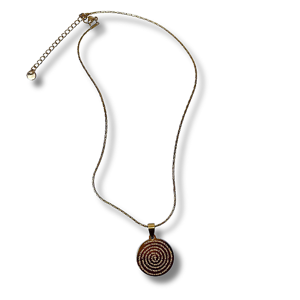 Colar de Aço Inox Dourado com Medalha redonda com Oração do Pai Nosso