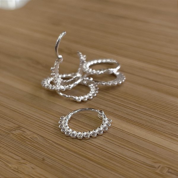 Piercing Cravejado com Zircônias Prata 925 - 16mm - Daith - Hélix - Septo - Cartilagem