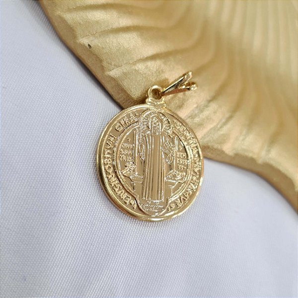 Pingente São Bento Semijoia 18k - 24mm - MPI31