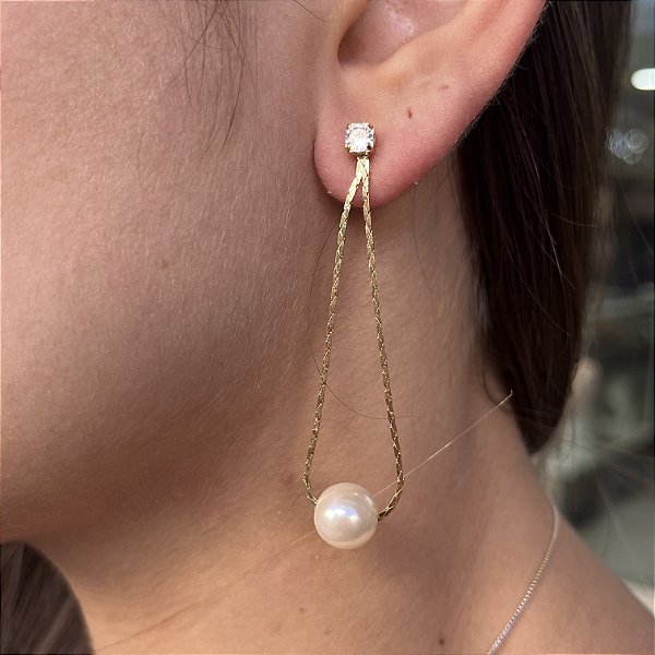 Brincos com Correntinha e Pérola Semijoias 18k - MB559