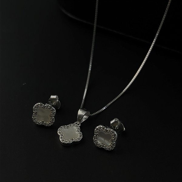 Conjunto Trevo com Zircônias Prata 925 - CJPR80