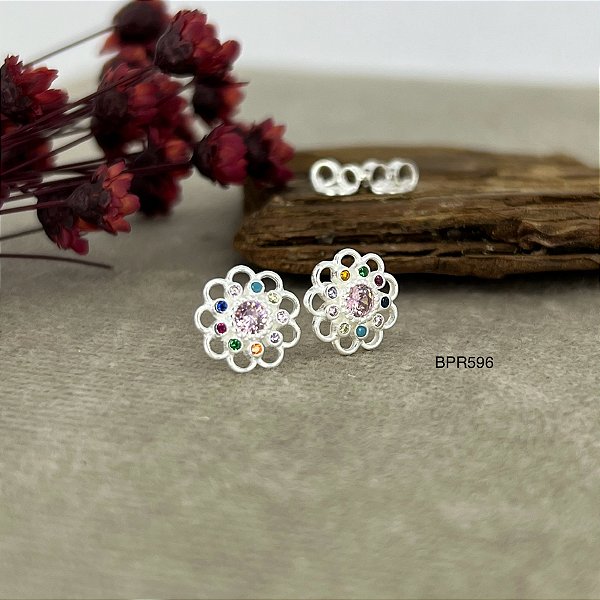 Brinco Flor Cravejado com Pedras Zircônias Prata 925 - BPR596