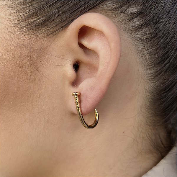 Brincos Modelo Prego Semijoias 18k - MB847
