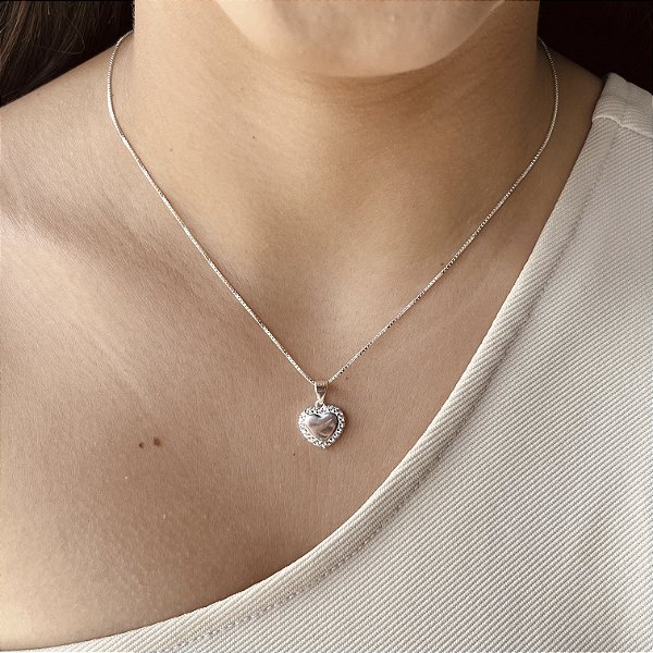 Gargantilha Coração Liso com Zircônias Prata 925 - CPR734