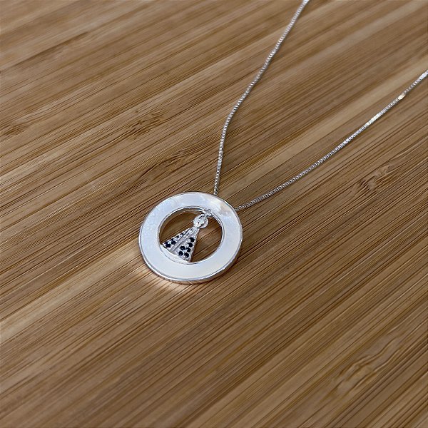 Gargantilha com N.Sra Aparecida Madrepérola Prata 925 - CPR658