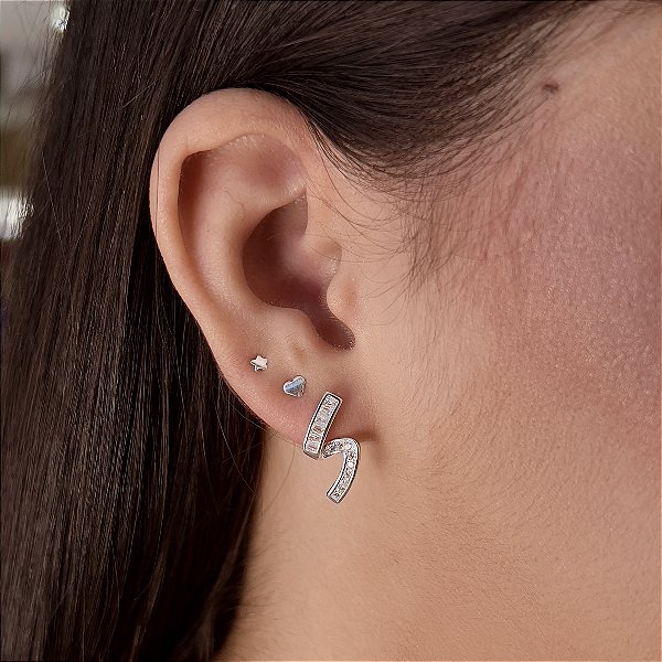 Brincos Cravejados com Zircônias Prata 925 - BPR800