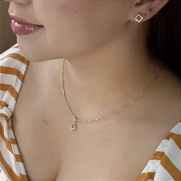 Conjunto Pequeno Cravejado com Zircônias Semijoias 18k - MCJ89