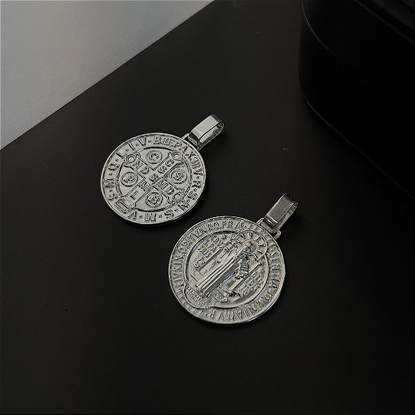 Pingente Grande São Bento 32mm Prata 925 - PIPR430
