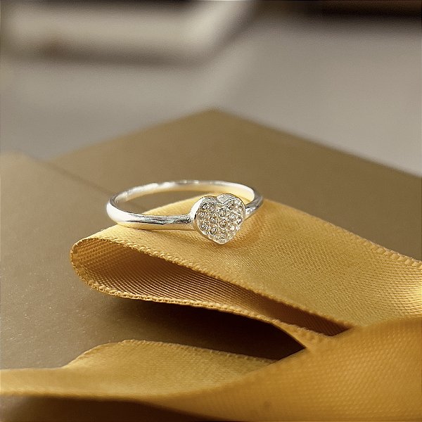 Anel com Coração Cravejado Prata 925 - APR255