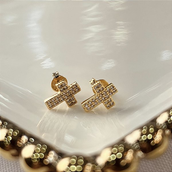 Brincos Crucifixo Cravejados Semijoias 18k - MB1178