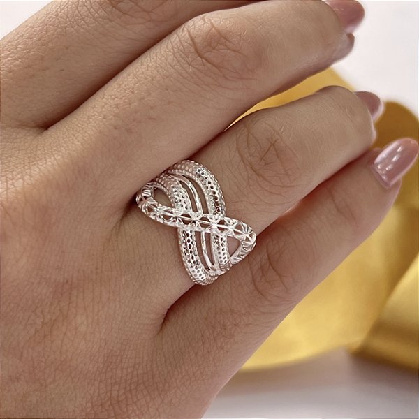 Anel Entrelaçado Prata 925 - APR276