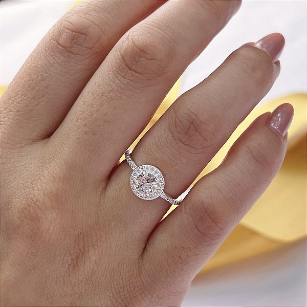 Anel Solitário Trabalhado com Zircônias Prata 925 - APR291