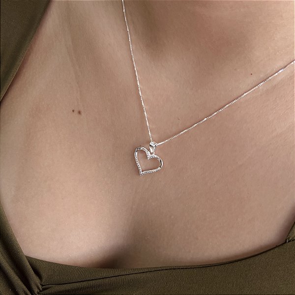 Gargantilha Coração Detalhado com Zircônias Prata 925 - CPR847