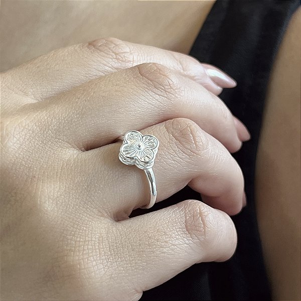 Anel Trevo Prata 925 - APR298