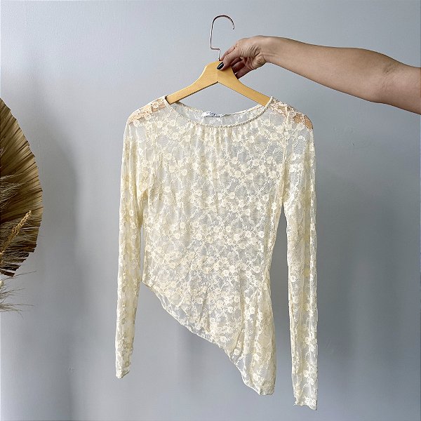 Blusa Livia Renda Off