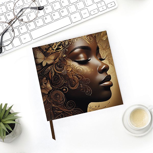 Caderno Quadrado Personalizado Mulher floral 20x20 - Sem Pauta