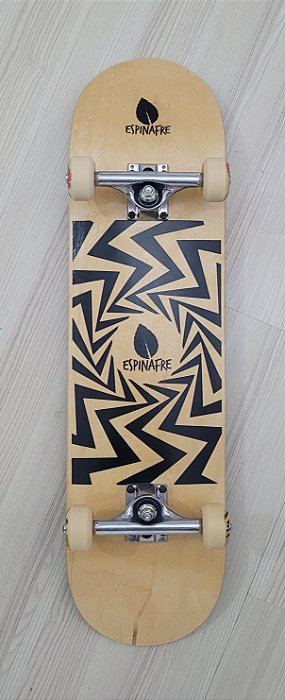 SKATE PROFISSIONAL COMPLETO - SHAPE 8.25 - RODAS 55MM