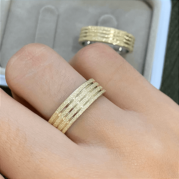 Par de Alianças 3 Frisos + Diamantada 6mm