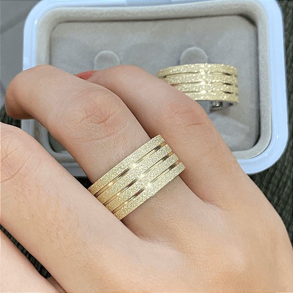 Par de Alianças 3 Frisos + Diamantada 10mm