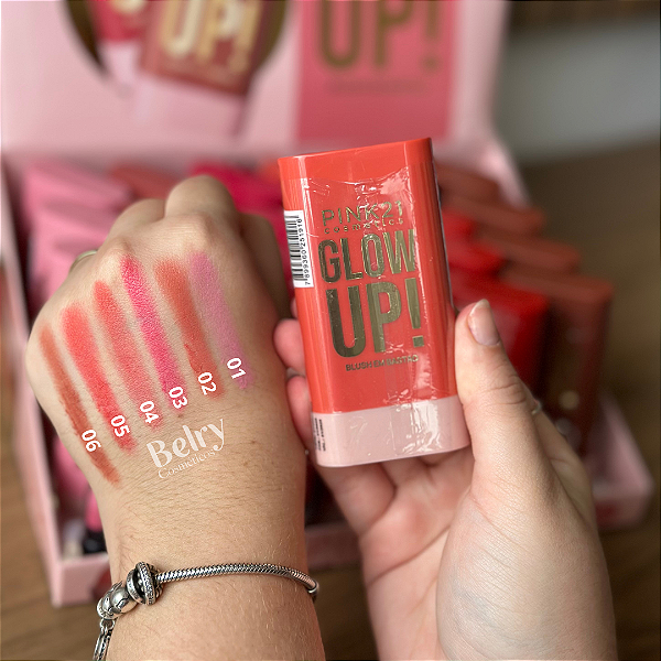 Blush Em Bastão Glow Up