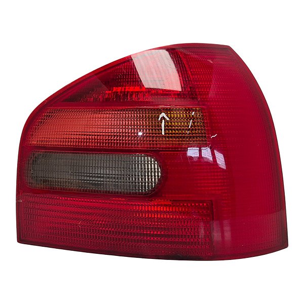 Lanterna Traseira Audi A3 1992 A 1999 (Lente Trincada) Direita Original