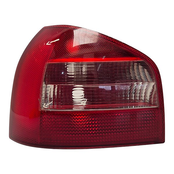 Lanterna Traseira Audi A3 2001 A 2006 (Lente Trincada) Esquerda Cristal 8L0945095B Original