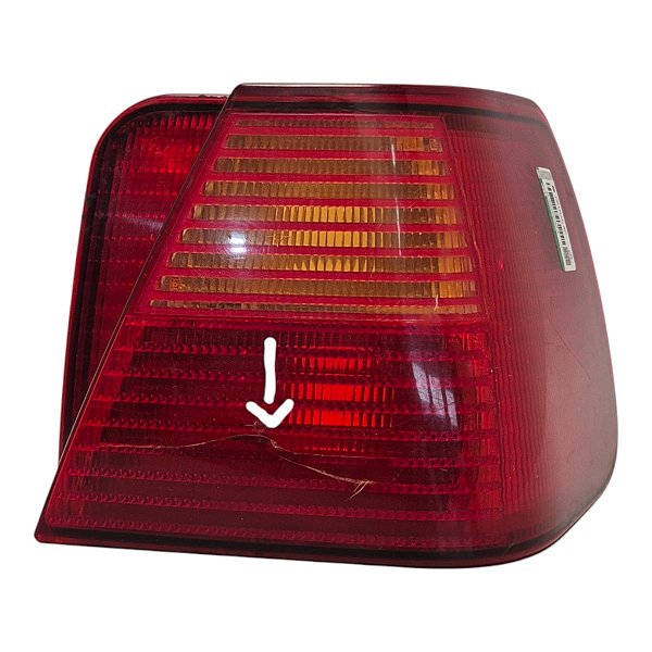 Lanterna Traseira Santana 1999 A 2006 (Lente Trincada) Direita Cristal Original