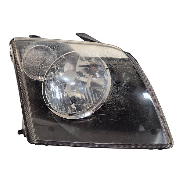 Farol Dianteiro Ecosport 2003 A 2007 (Lente Riscada) Direito Mascara Negra Aro Cromado Foco Simples Paralelo