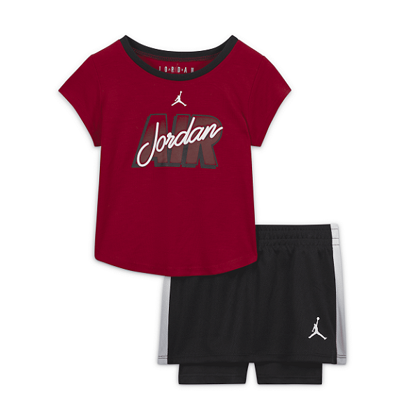 Conjunto Infantil Nike Air Jordan Menina – Camiseta Vermelha e Shorts