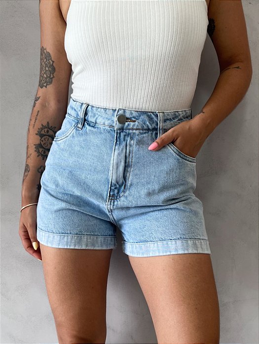 Shorts Mom Jeans Claro  Roupas da Bê - Roupas da Bê