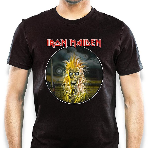 Camiseta Maiden Iron Maiden tamanho adulto na cor preta Classics